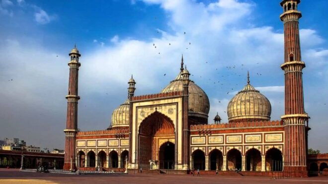 Delhi: Old and New Delhi Private One Day Tour - The Sum Up