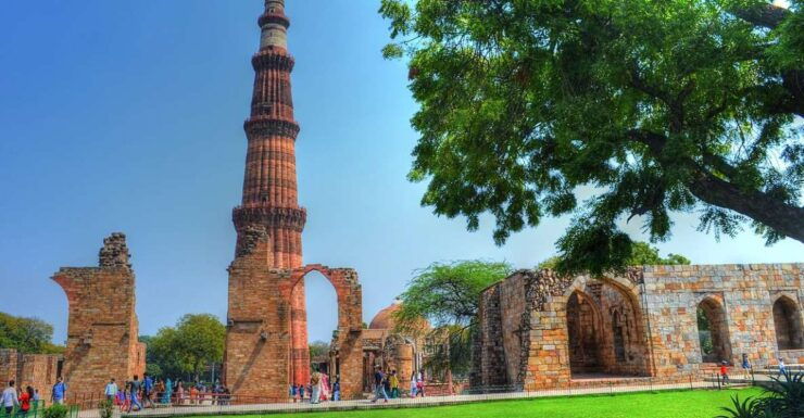 Delhi: Old and New Delhi Sightseeing Private Day Tour - Good To Know