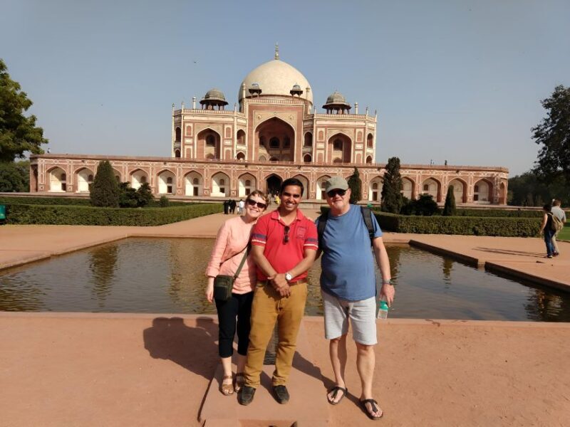 Delhi: Old Delhi and New Delhi Private Tour - Discovering Old and New Delhi in One Day