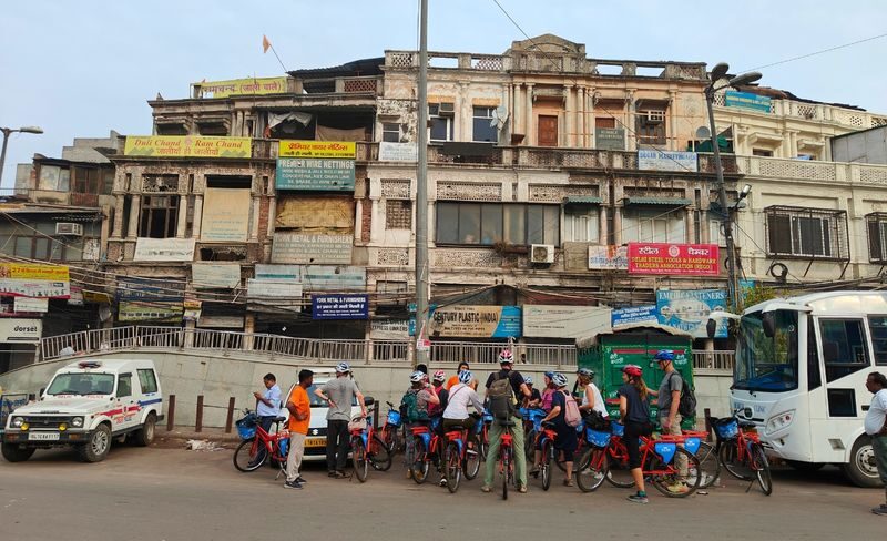 Delhi: Old Delhi Guided Exploration By Cycle - Old Delhi before the day gets away