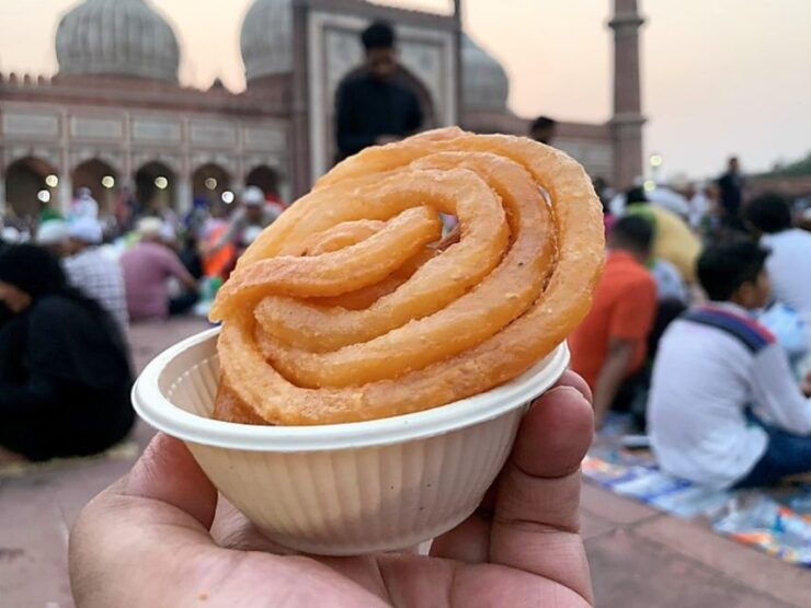 Delhi: Old Delhi Street Food Tour With Rickshaw Ride - Language Options and Accessibility