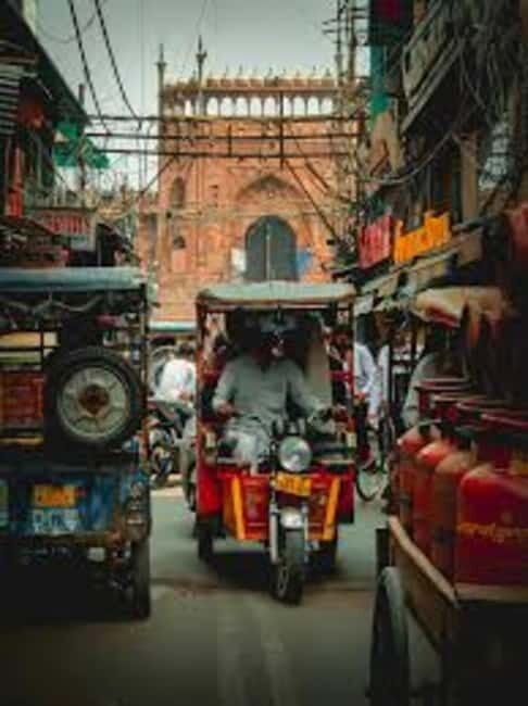 Delhi: Old Delhi Tuk-Tuk Tour with Snacks and Drinks - Good To Know