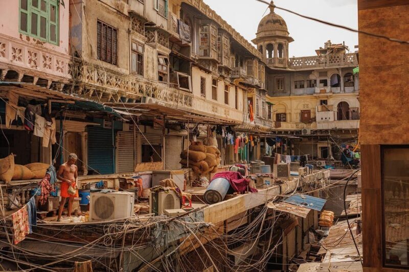 Delhi: Old Delhi's Street Food, Temples & Spice Market Tour - The Itinerary Breakdown: What to Expect