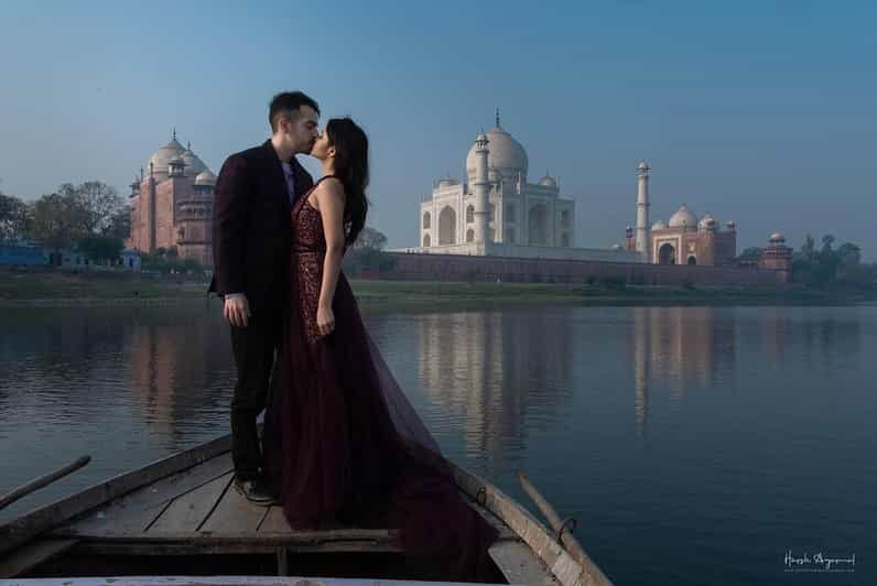 Delhi: Photography Taj Mahal Tour with Boat Ride & Transfers - Seamless Transfers and Personalized Pickup