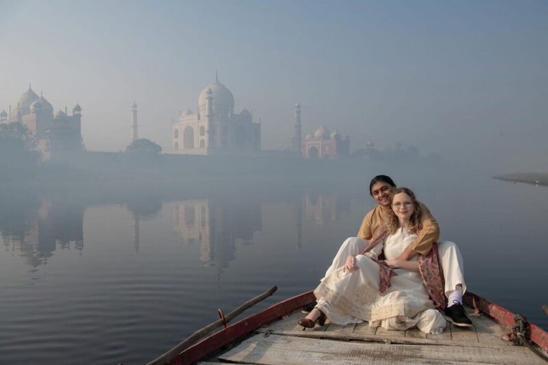 Delhi: Photography Taj Mahal Tour with Boat Ride & Transfers - Return to Delhi
