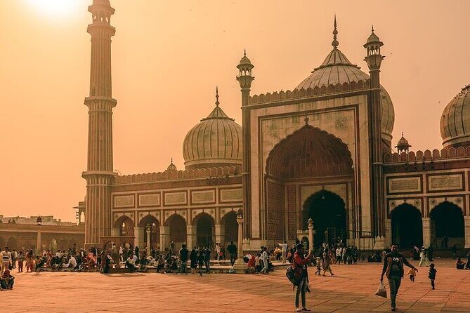 Delhi Private City Tour With Spice Market In 8 Hours - By Car - An In-Depth Look at the Tour Itinerary