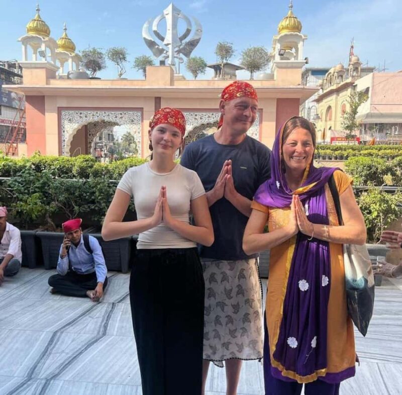 Delhi: Private Full-Day City Tour of Old and New Delhi - Exploring Old Delhi: Chaos, Color, and Culture