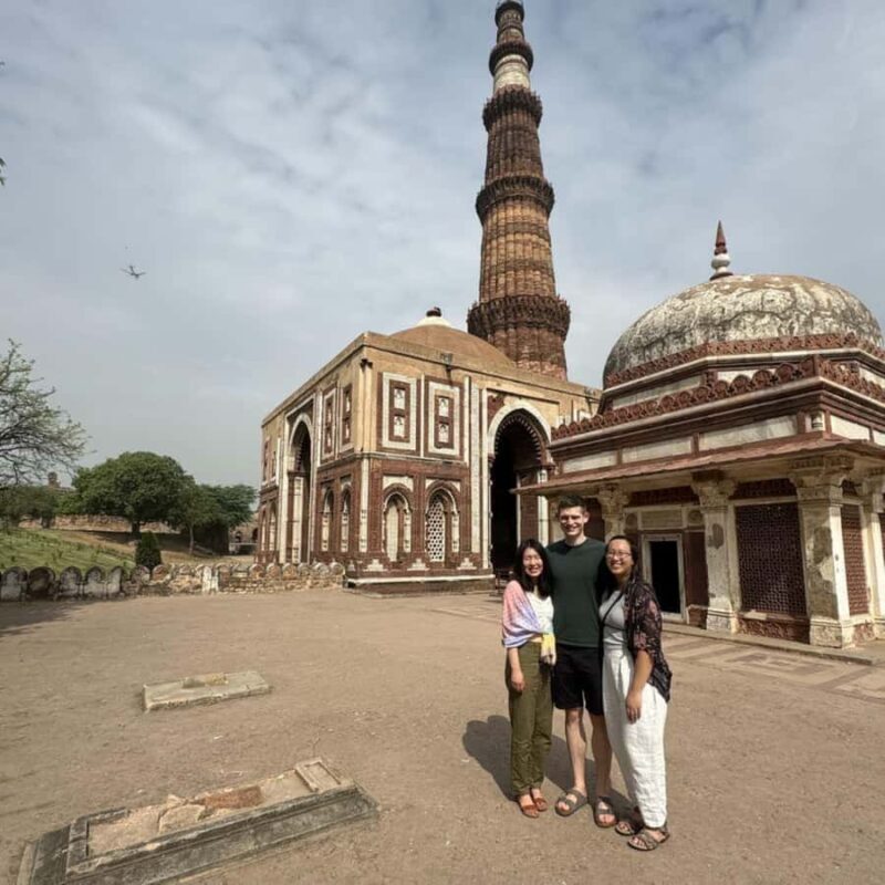 Delhi: Private Full-Day City Tour with Akshardham & Red Fort - The Journey Through Delhi’s Best Sights