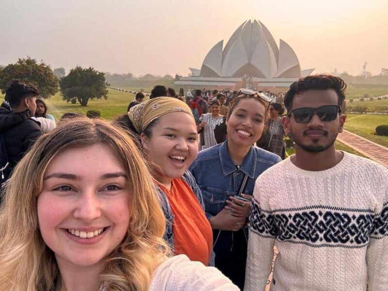 Delhi: Private Full or Half Day Old and New Delhi City Tour - An Impressive Itinerary with a Balancing Act