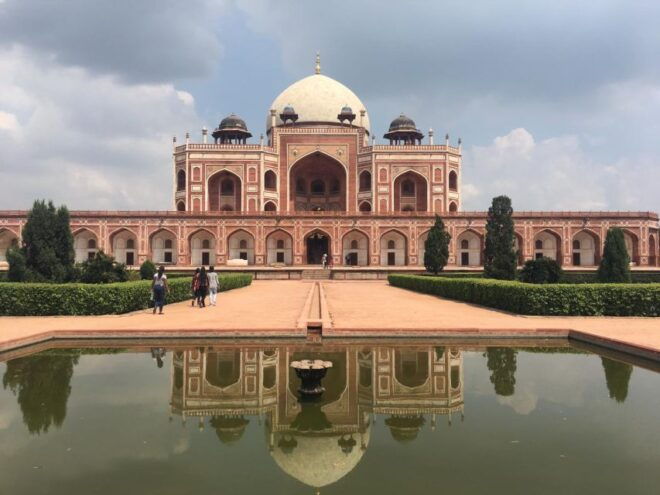 Delhi: Private Guided Sightseeing Tour of Old and New Delhi - Pickup and Drop-off Options