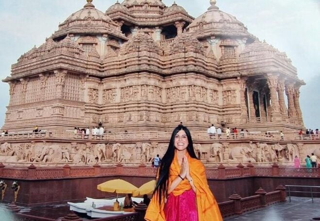 Delhi: Private Guided Temples And Spiritual Tour By Car - Inclusions