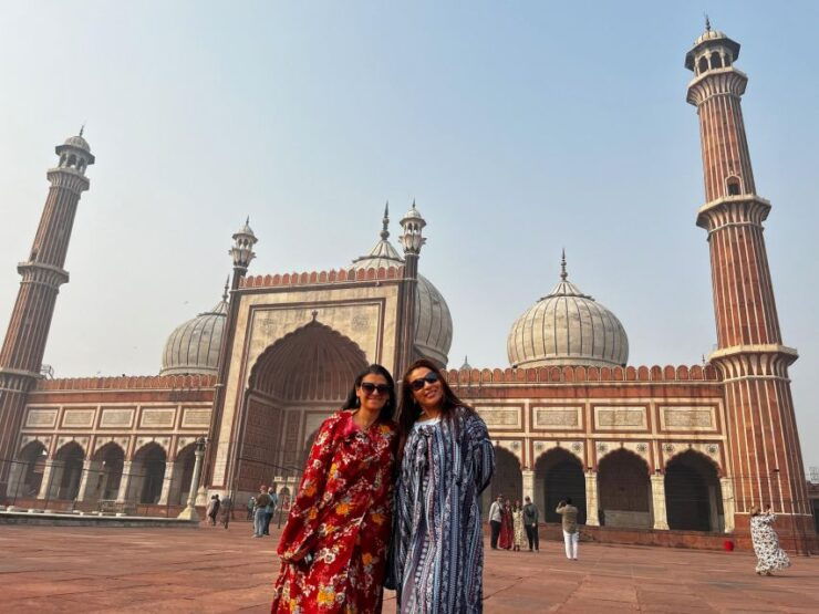 Delhi: Private Guided Tour of Old and New Delhi Sightseeing - Languages Available