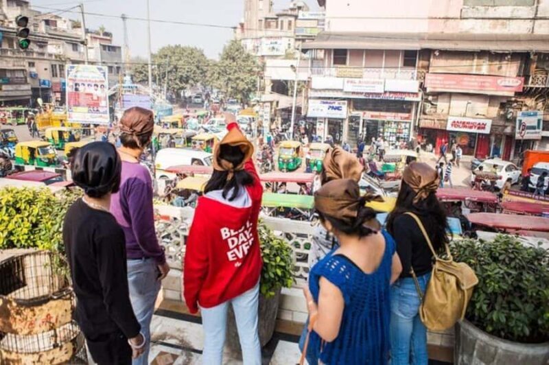 Delhi: Private Half-Day Old Delhi Market Tour with Transfer - An In-Depth Look at the Experience