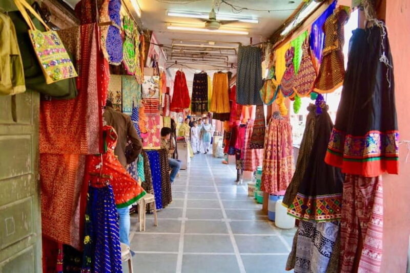Delhi: Private Local Shopping Tour with Guide & Pickup - Authentic Reviews: Real Experiences from Travelers