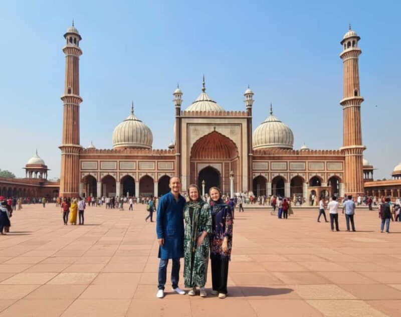 Delhi: Private Old Delhi Heritage Walk & Rickshaw Ride Tour - A Closer Look at the Itinerary and Highlights