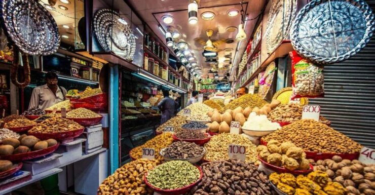 Delhi: Private Shopping Tour With Guide and Transfer - Booking Information