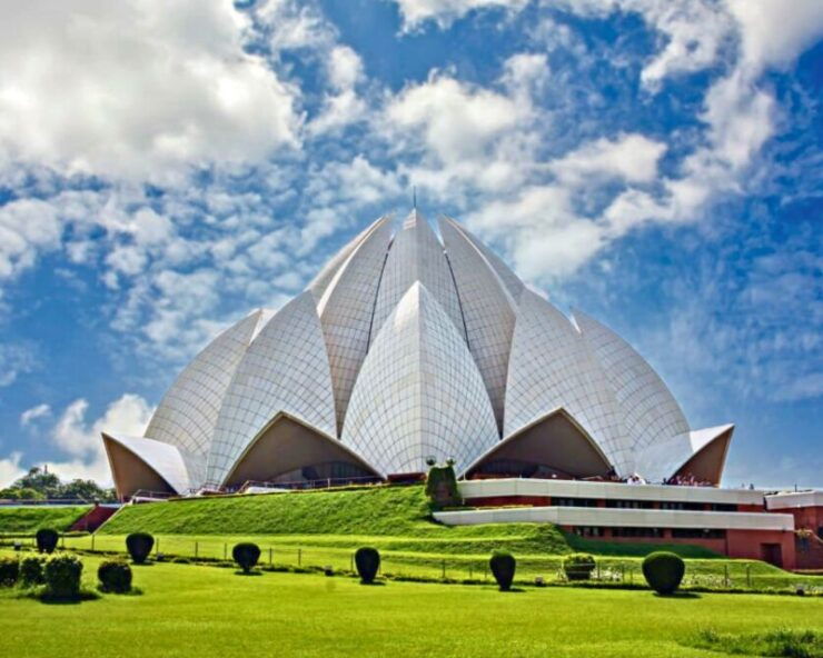 Delhi: Private Spiritual Sites Car Tour With Lunch and Entry - Booking and Cancellation Policies