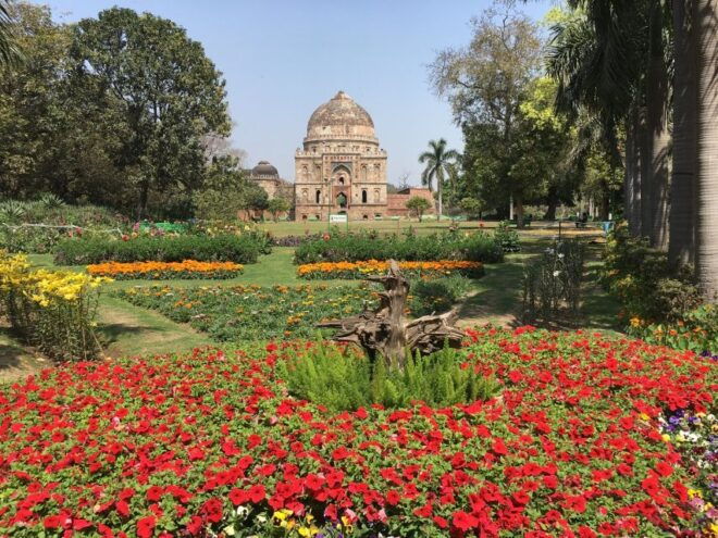 Delhi: Private Tour of Old and New Delhi With Spice Market - Meeting Point and Transportation