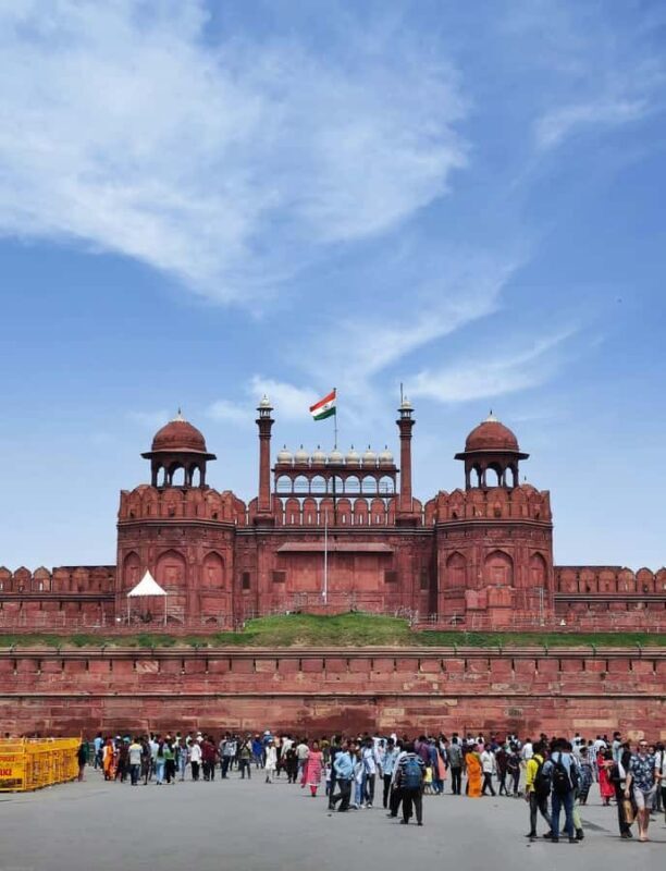Delhi: Red Fort & Museum Guided Tour with Entry Ticket - A Closer Look at the Tour Experience