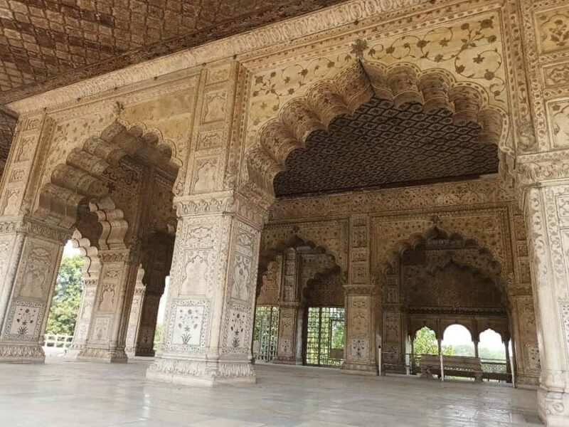 Delhi: Red Fort Skip-the-Line Guided Tour with Transfers - Who Should Consider This Tour?