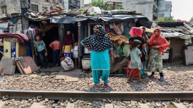 Delhi Slum Walking Tour - Included