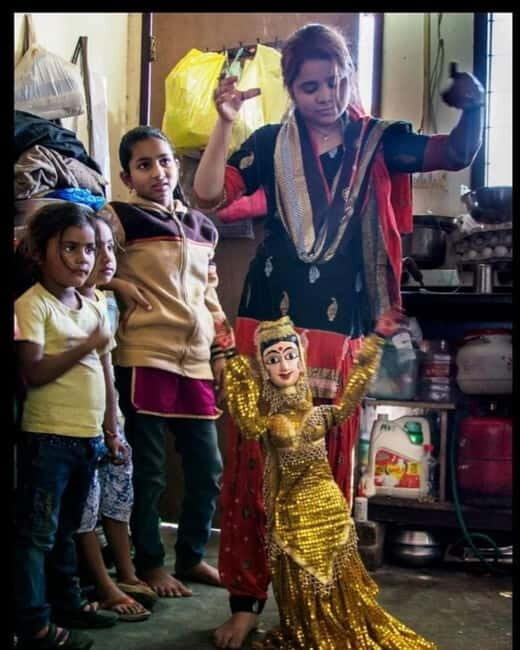 Delhi: Street Performers Walk Local Tour - Who Is This Tour Best Suited For?