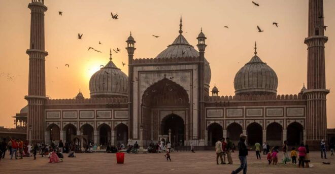 Delhi Temples and Spirituals Sites Day Tour - Highlights