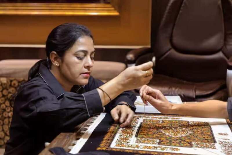 Delhi: Textile Trail Tour with Artisan Interaction - Good To Know 