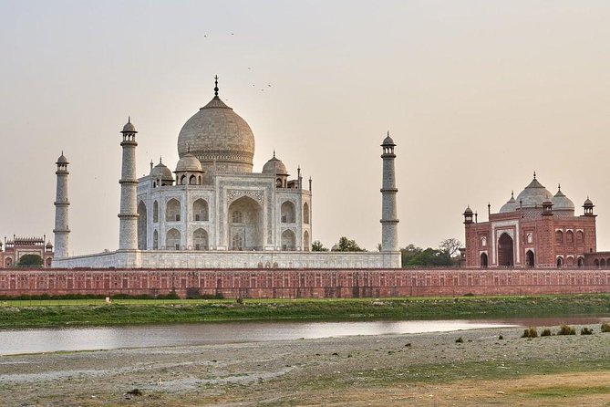 Delhi to Agra and The Taj Mahal at Sunrise Day Trip - Meeting and Pickup Information