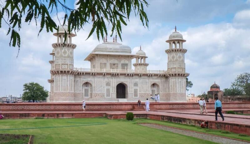Delhi to Agra: Overnight Car Tour Including the Taj Mahal - Good To Know