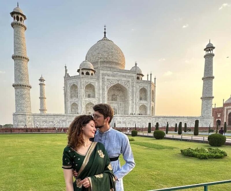 Delhi to Agra: Overnight Car Tour Including the Taj Mahal - Unique Experiences and Artisan Encounters