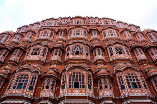 Delhi To/From Jaipur: One-Way City Transfer - Professional English-speaking Driver for Local Assistance