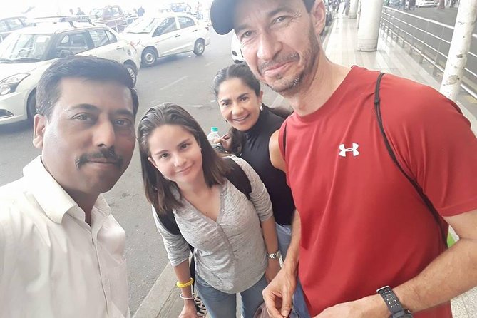 Delhi to Jaipur Taxi Service ( Round Trip) - Booking Process