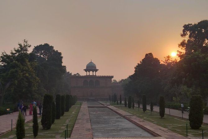 Delhi Tour With Agra 2 Days. - Meeting and Pickup