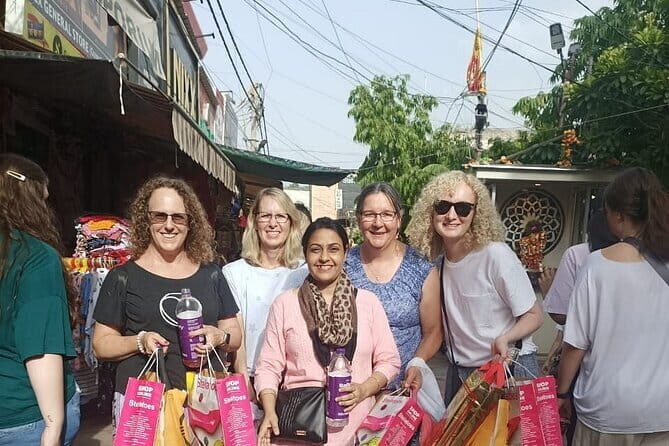 Delhi : Wedding Shopping Tour with Female Guide - Detailed Review of the Delhi Wedding Shopping Tour