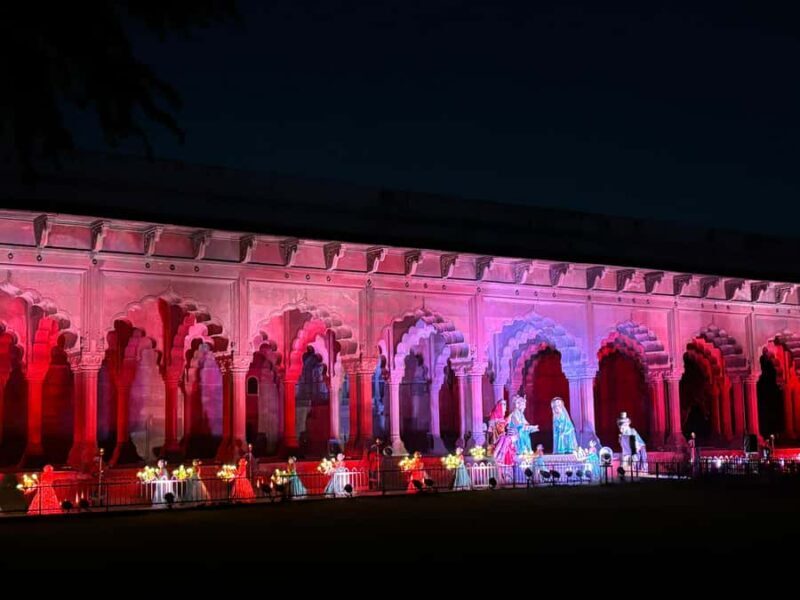Delhi's Red Fort: Guided Evening Light And Sound Show - Exploring the Red Fort Light & Sound Show