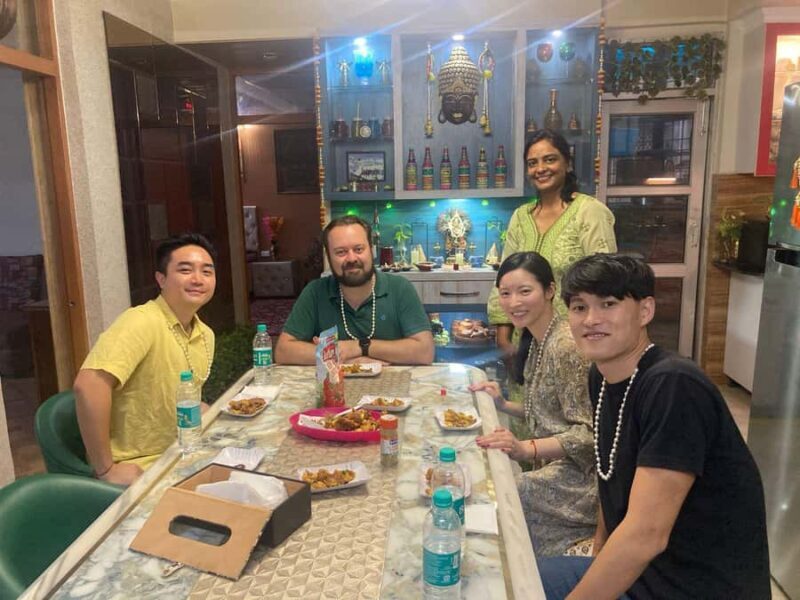 Delhi's safest: AI Cooking Class & Much More in a Local Home - The Visit to a Hindu Temple