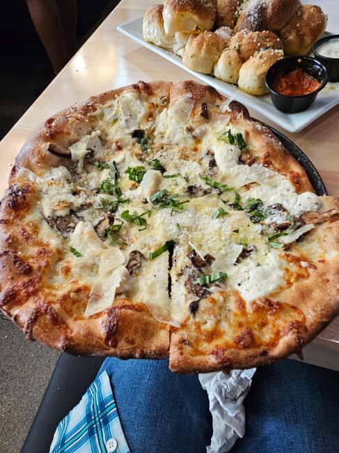 Delicious in Detroit Food Tour - The Sum Up