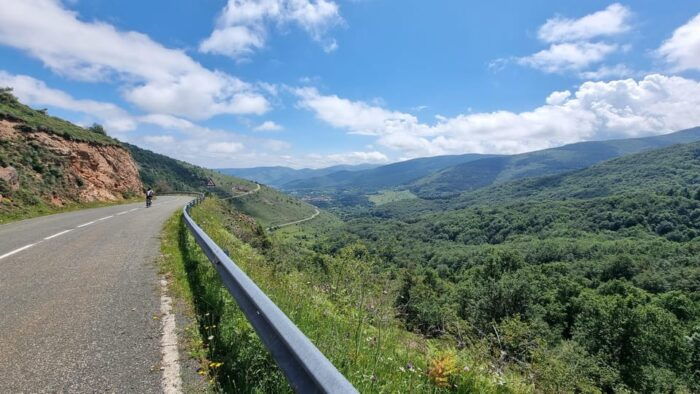 Delivery Bike Rental and Guided Tours in La Rioja - Booking and Reservation Information