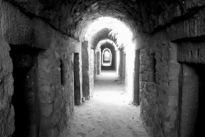 Dellhi Ghost forts & Horror spots - What Makes This Tour Truly Valuable?  