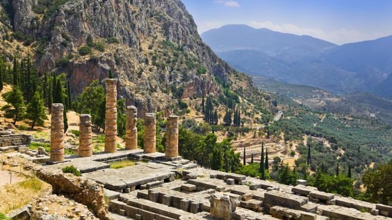 Delphi and Arachova tour with admissions from Athens - Key points before you book