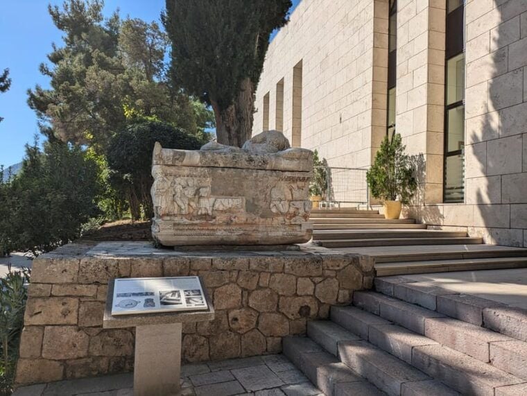 Delphi and Hosios Loukas Monastery: Private Tour from Athens - Who Would Love This Tour?