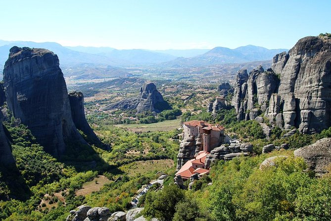 Delphi and Meteora 2 Days Small Group Tour From Athens - Itinerary