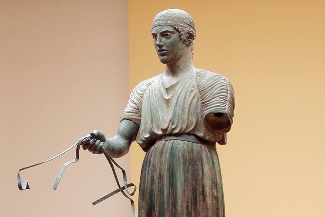 Delphi, Arachova & Hosios Loukas Full Day Private Tour - Delphi: Ancient Greek Sanctuary