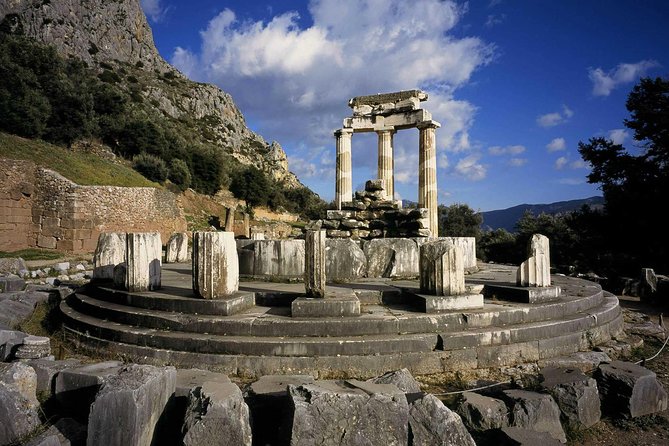 Delphi Day Trip in Mercedes-Benz With Onboard Wi-Fi - Athens - Livadia