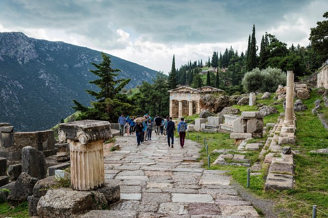 Delphi English Day Trip From Athens - Positive Reviews