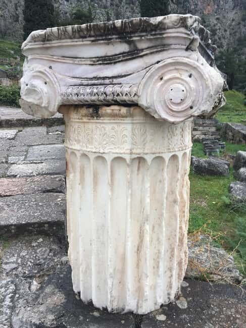 Delphi Full Day Private Excursion 1-8seat - Lunch and Free Time in Delphi
