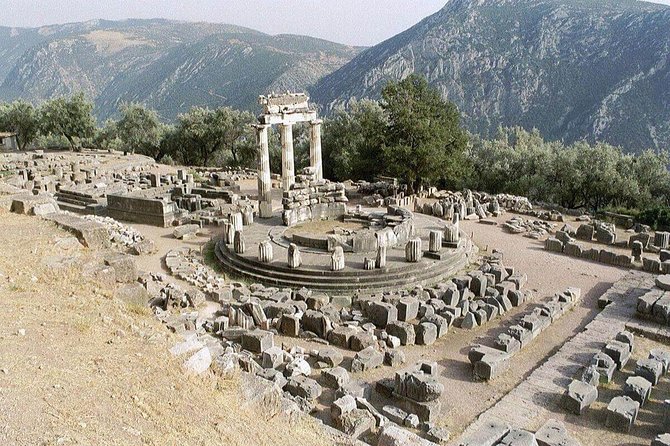 Delphi Full Day Private Tour: Temple of Apollo, Museum, Navel of Earth & Oracle - Overview of the Tour
