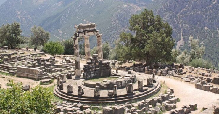 Delphi: Guided Tour Ancient Greek Meditation Practice - The Delphic Maxims: Unveiling the Secrets of the Oracle