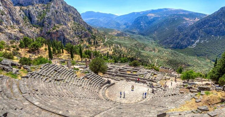 Delphi Guided Walking Tour and Admission Ticket - Booking Details